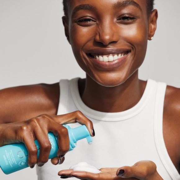 **ISA KNOX* LXNEW Clean Soothing Whipped Oil Cleanser 5 fl. oz. - Picture 4 of 5